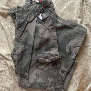 Wrangler cargo pants